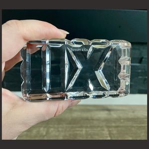 Tiffany & Co. XIl Roman Numerals (12) Crystal Paperweight - NEW✨